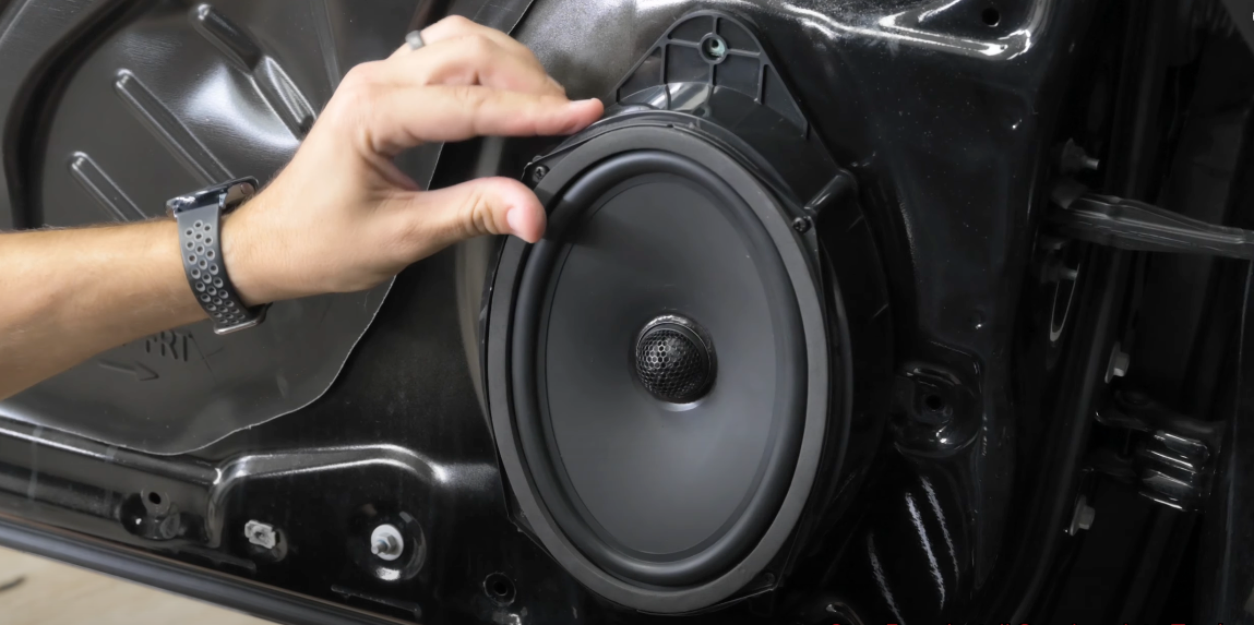 How to Install Front Door Car Speakers (Chevy Silverado 2014+) - Stinger