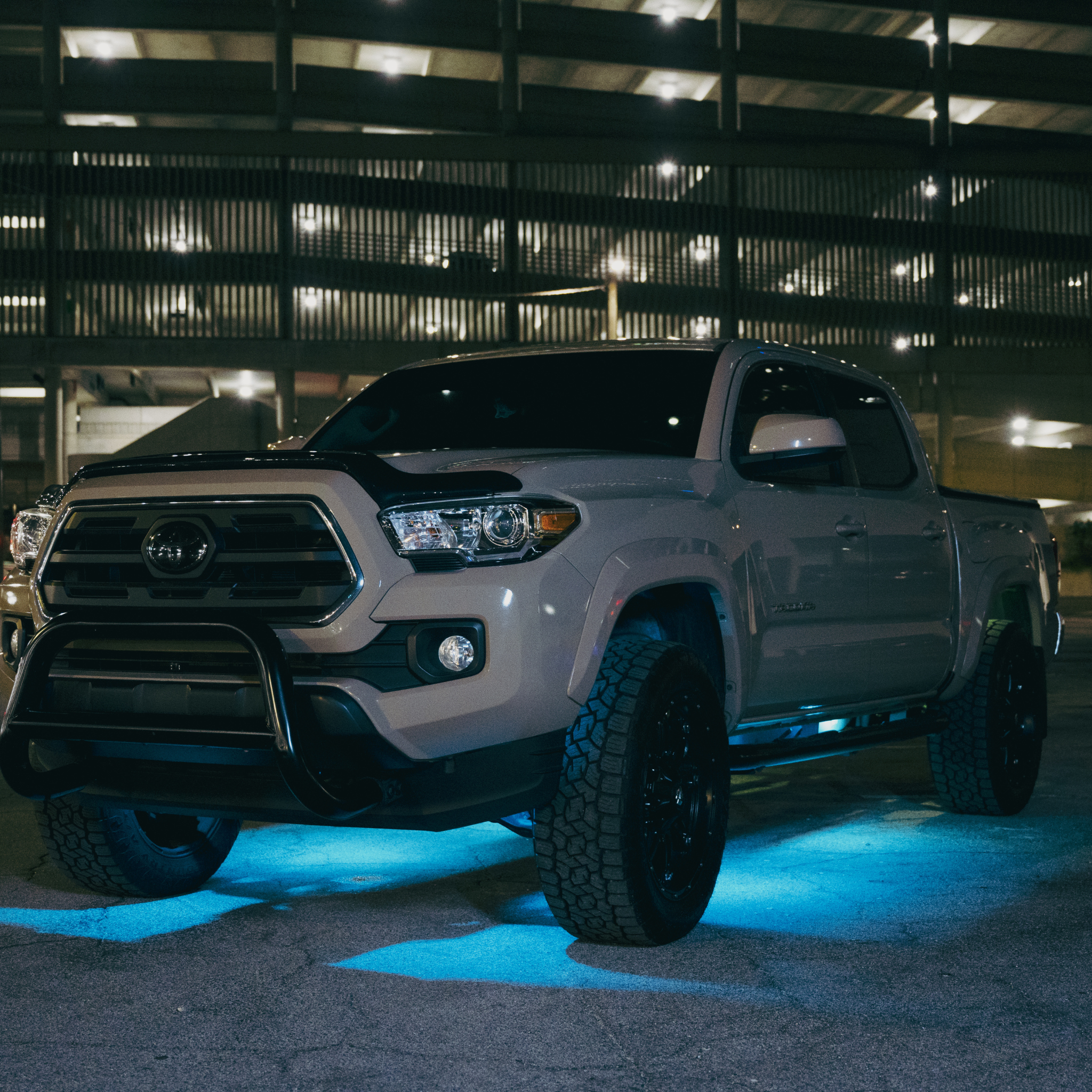 Stinger 4-Pc RGB Dynamic Rock Light Kit w/Bluetooth Remote & On/Off Switch - ENLIGHT10 App Compatible